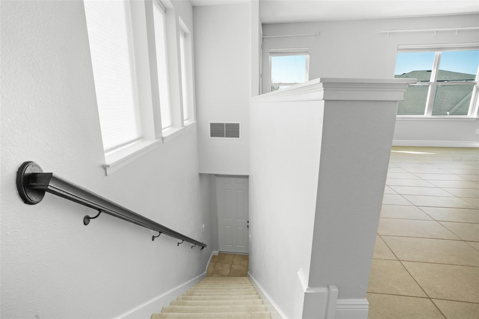 Image 5 of 45 For 13590 Lessing Avenue