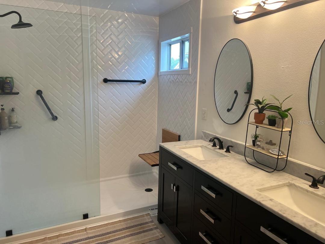 Image 19 of 20 For 609 Prince Lane