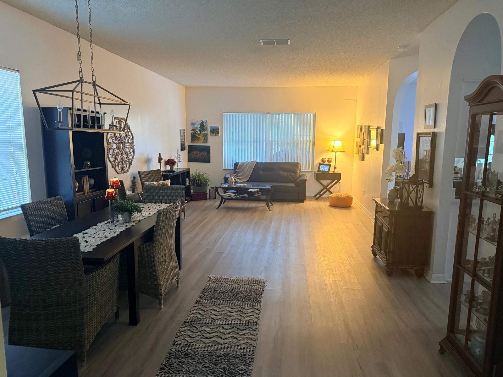 Image 3 of 20 For 609 Prince Lane