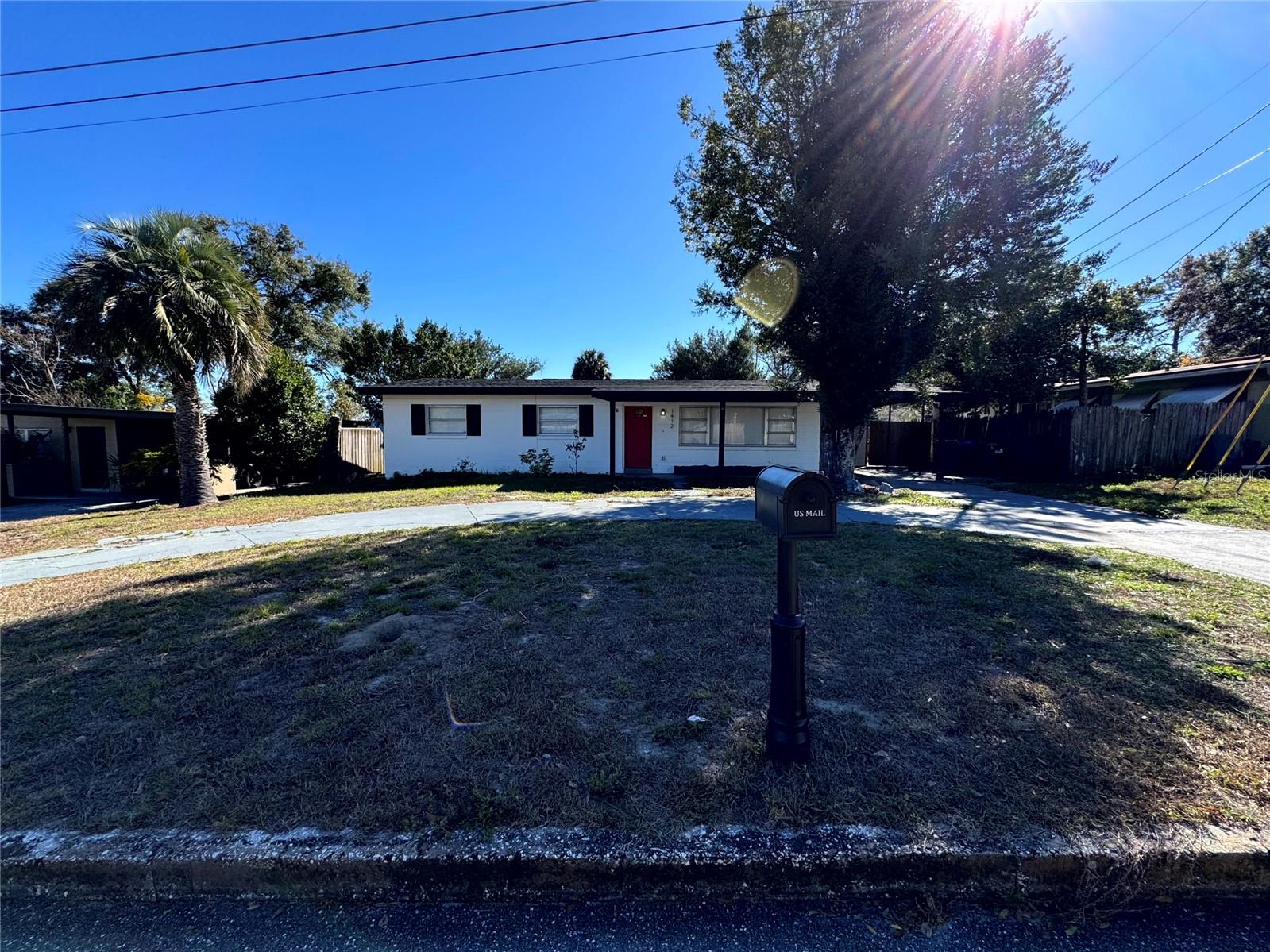 Image 2 of 47 For 1412 Lakecrest Drive