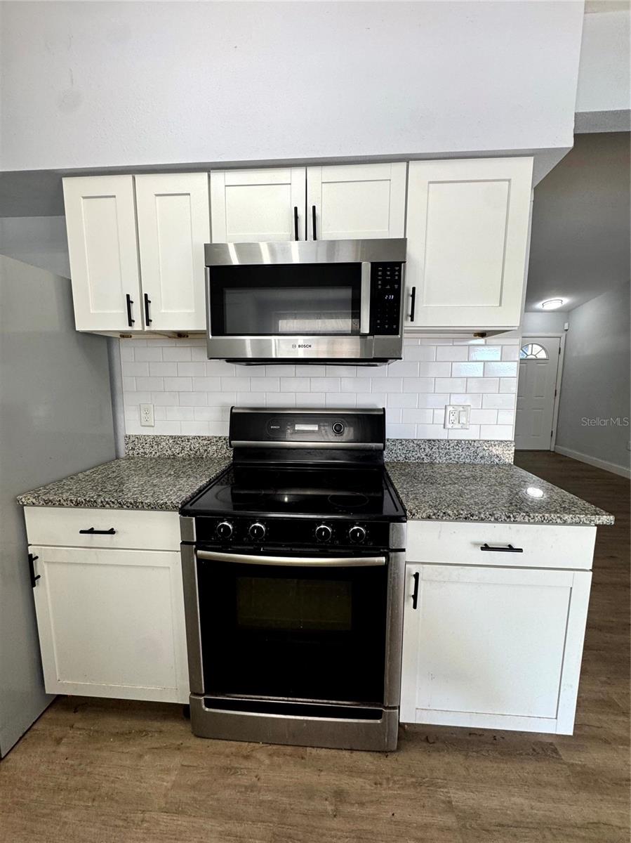 Image 27 of 47 For 1412 Lakecrest Drive