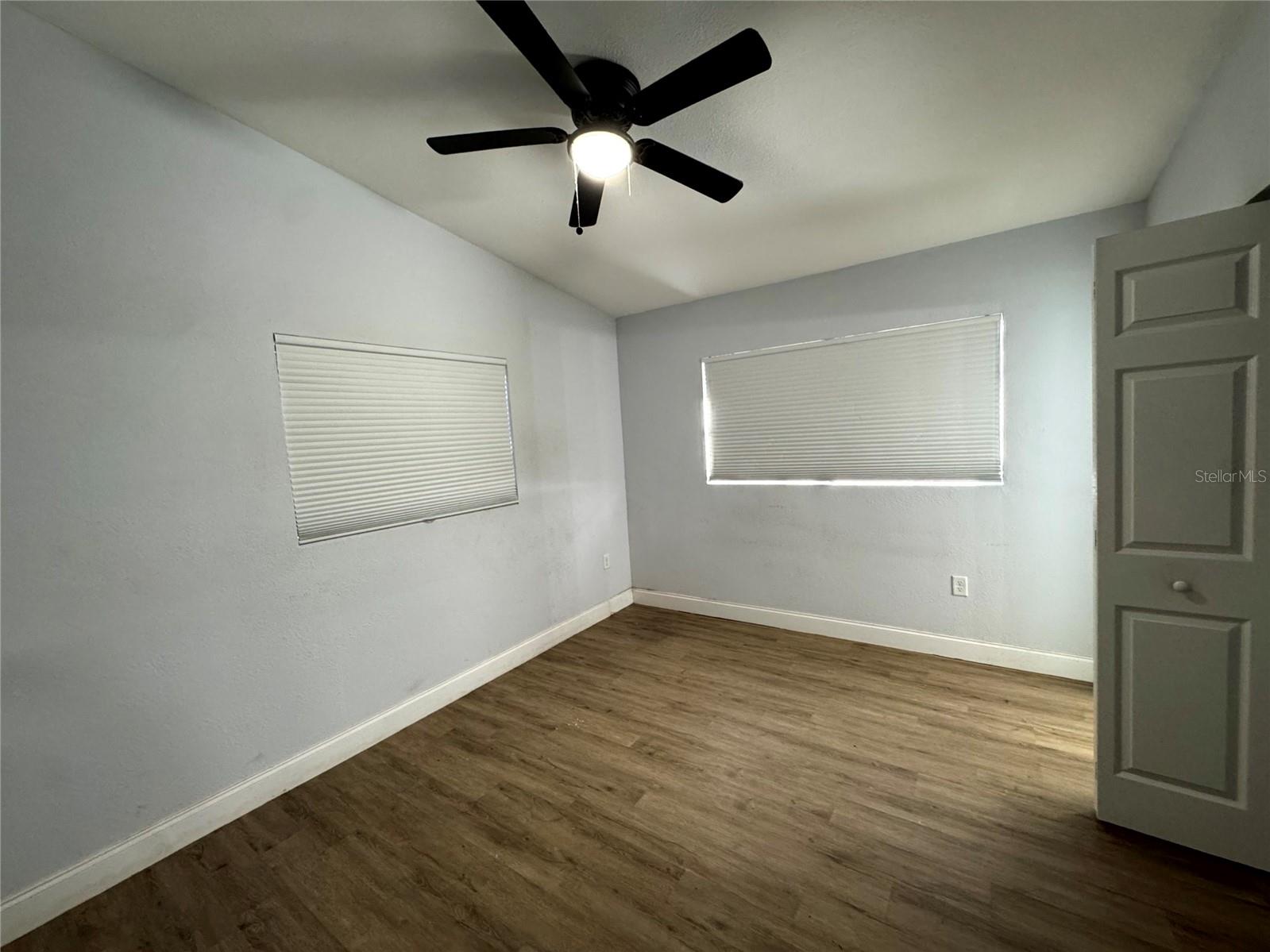 Image 38 of 47 For 1412 Lakecrest Drive