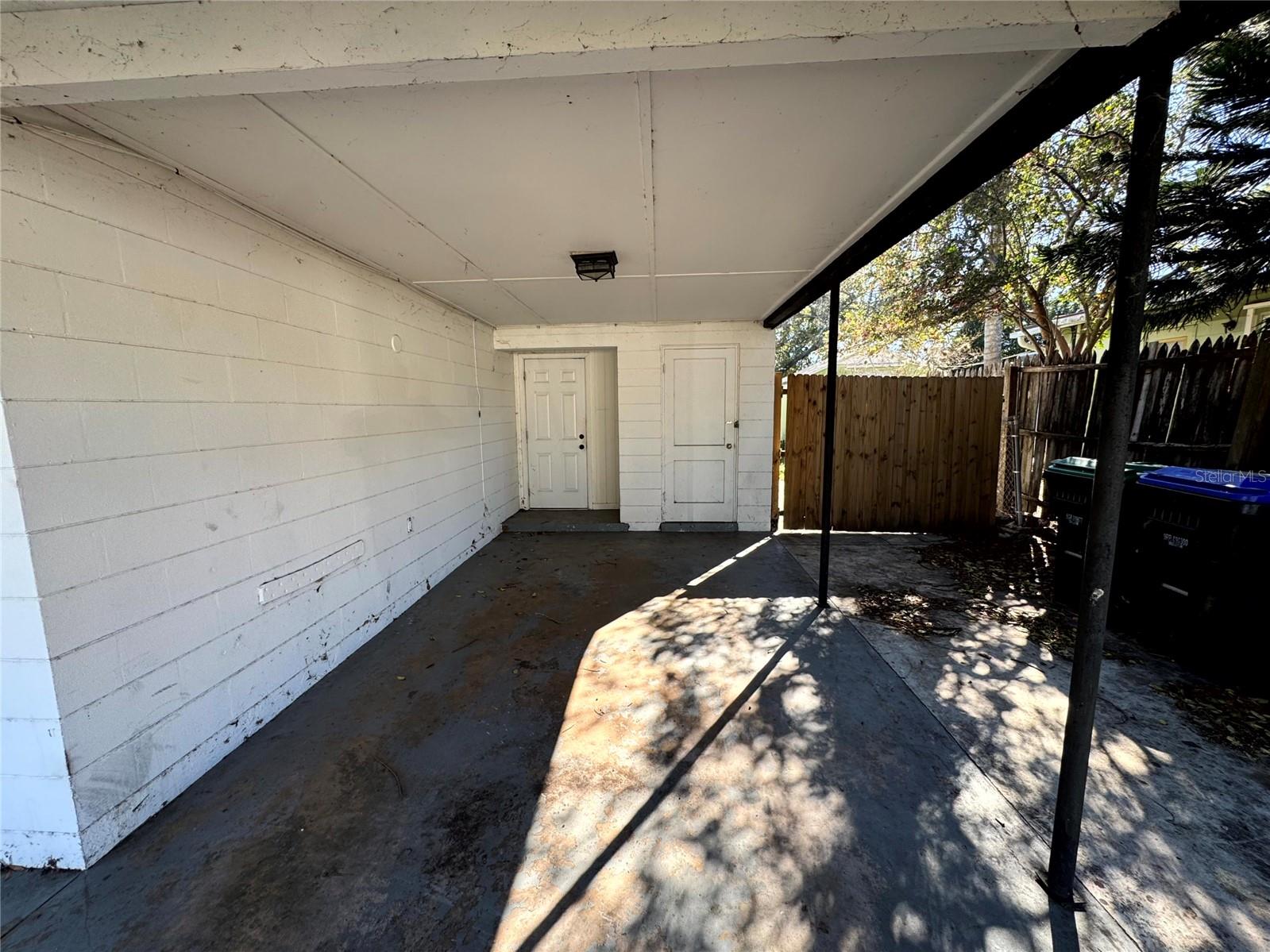 Image 6 of 47 For 1412 Lakecrest Drive