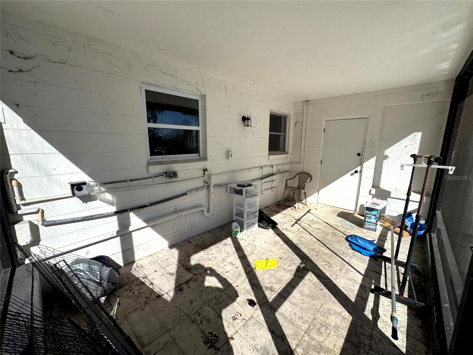 Image 9 of 47 For 1412 Lakecrest Drive