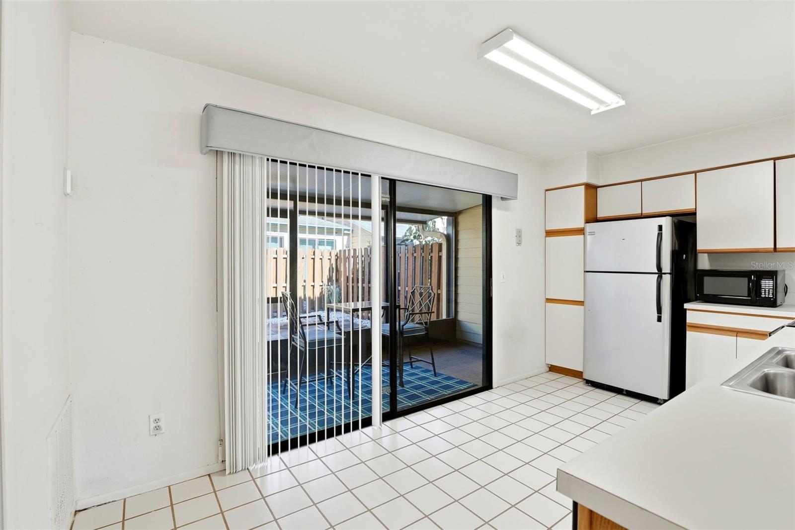 Image 12 of 31 For 2954 Embassy Court