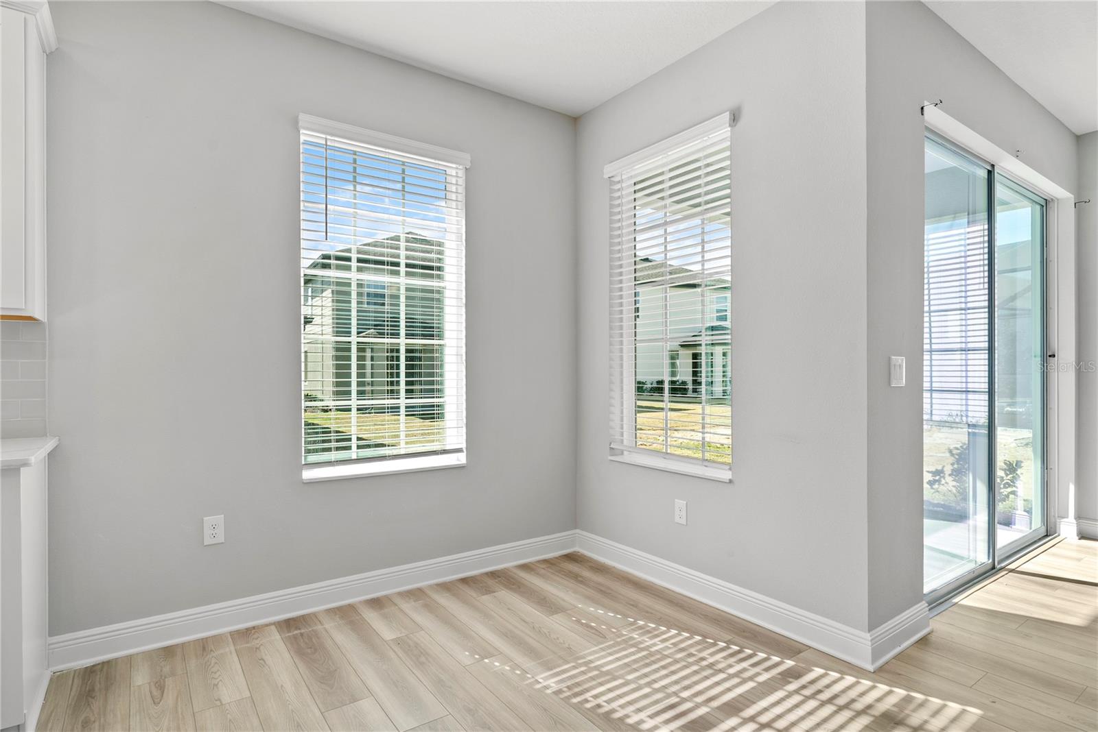 Image 11 of 43 For 7721 Somersworth Drive