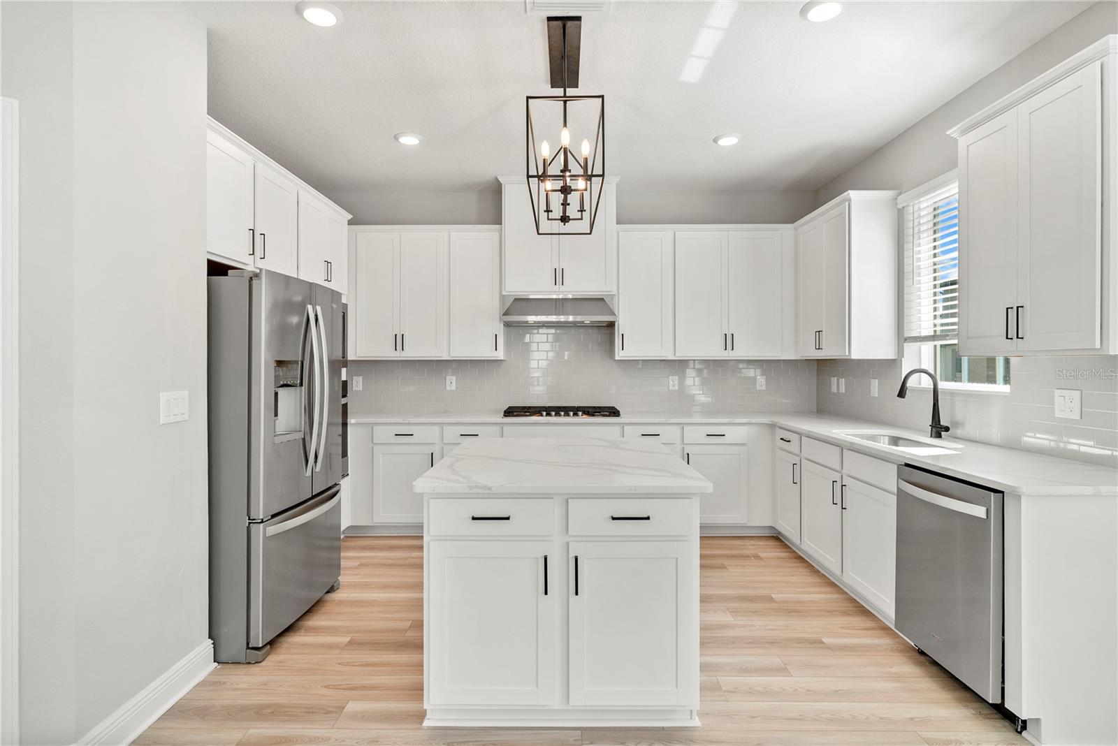 Image 19 of 43 For 7721 Somersworth Drive