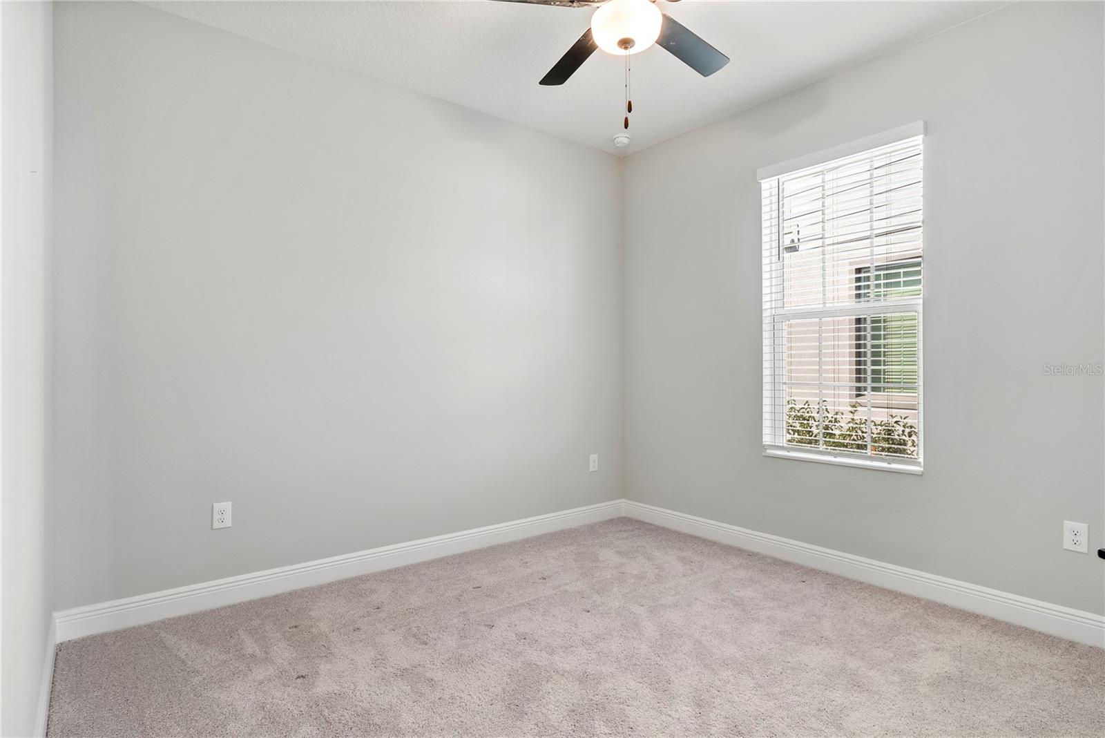 Image 21 of 43 For 7721 Somersworth Drive