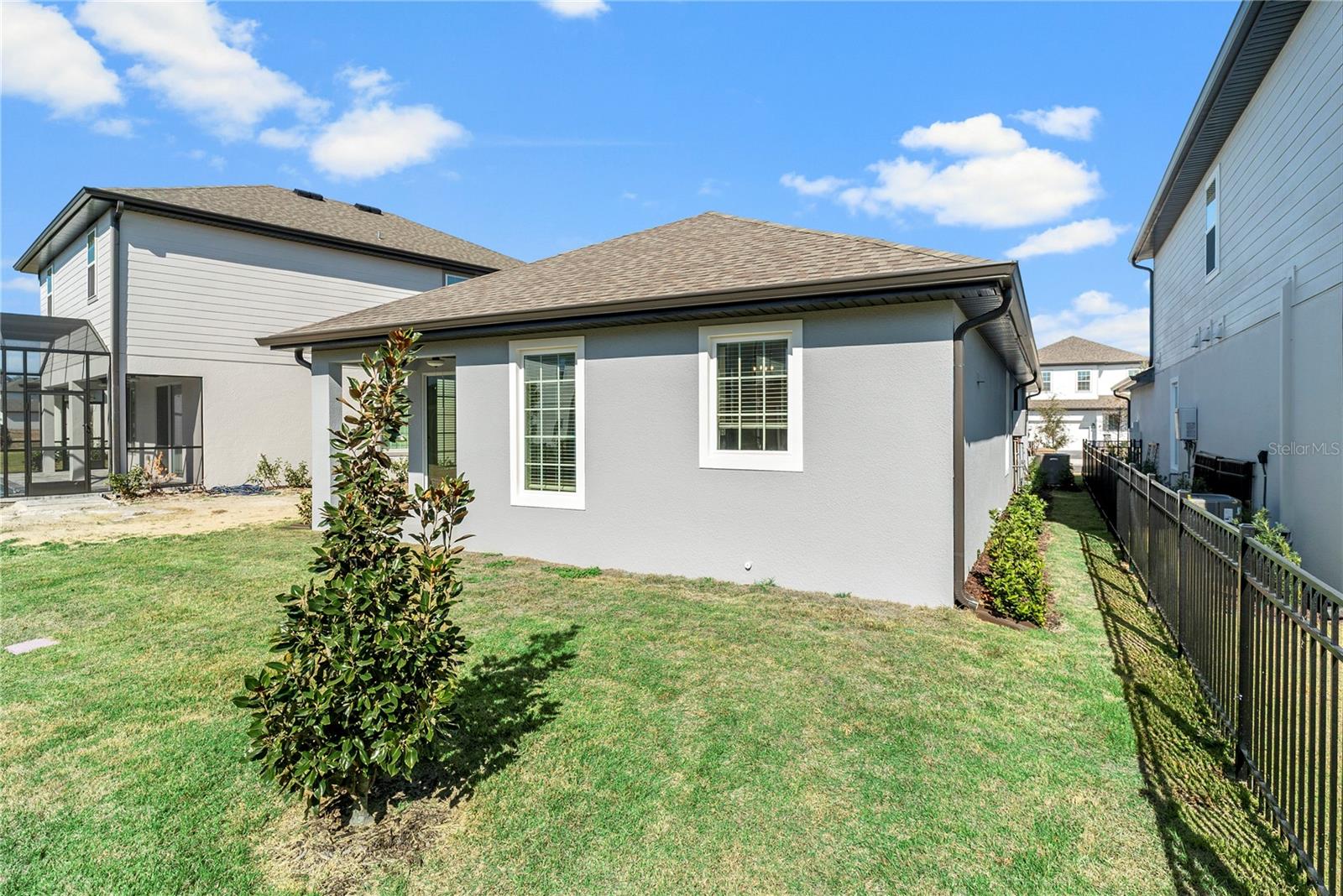 Image 37 of 43 For 7721 Somersworth Drive