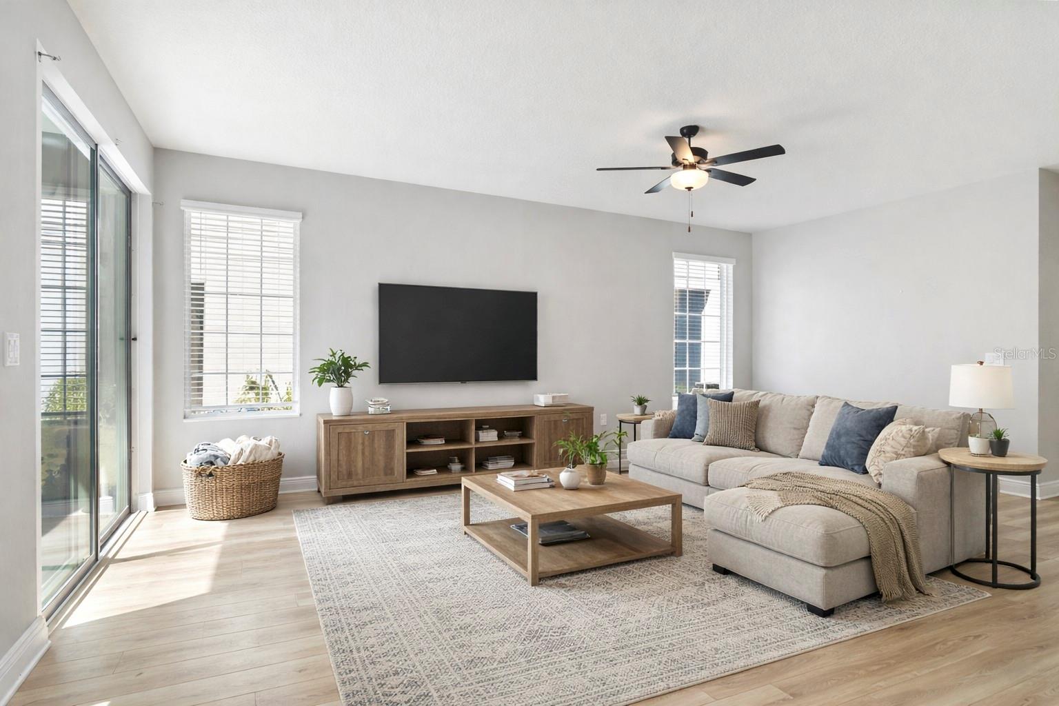 Image 7 of 43 For 7721 Somersworth Drive