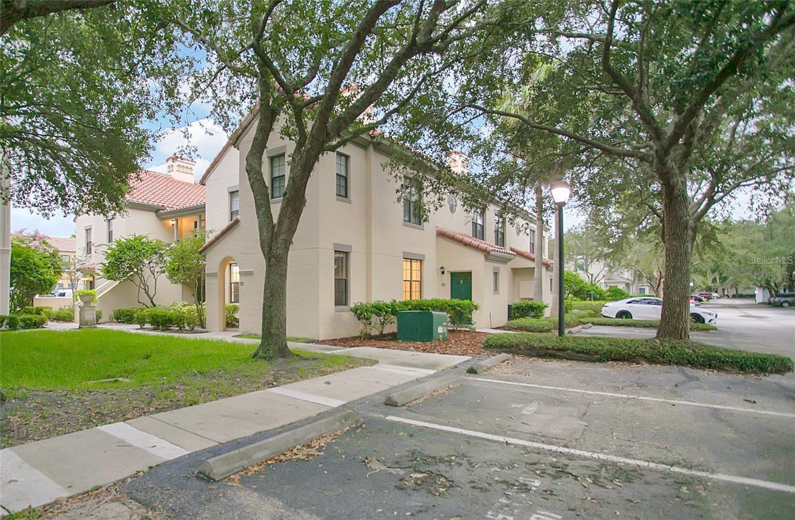 Image 19 of 27 For 710 Siena Palm Drive 104