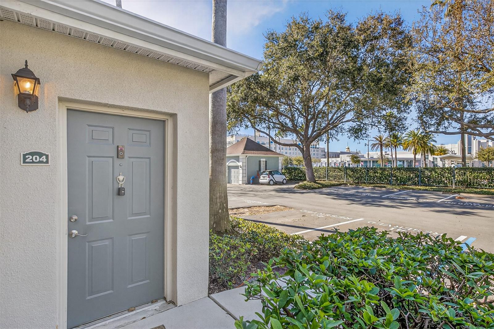 Image 10 of 57 For 760 Siena Palm Drive 204