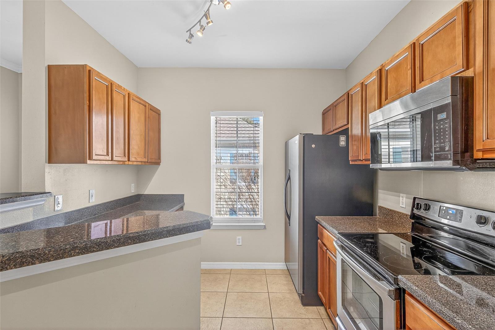 Image 17 of 57 For 760 Siena Palm Drive 204