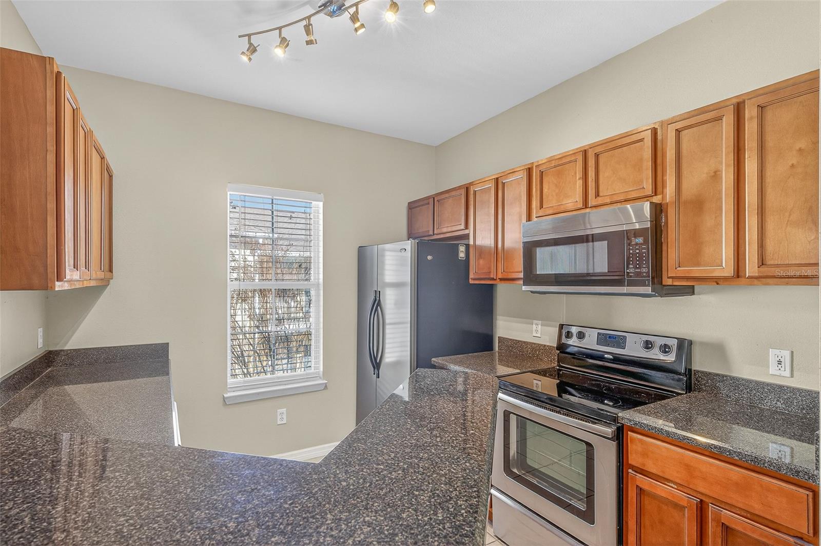 Image 18 of 57 For 760 Siena Palm Drive 204
