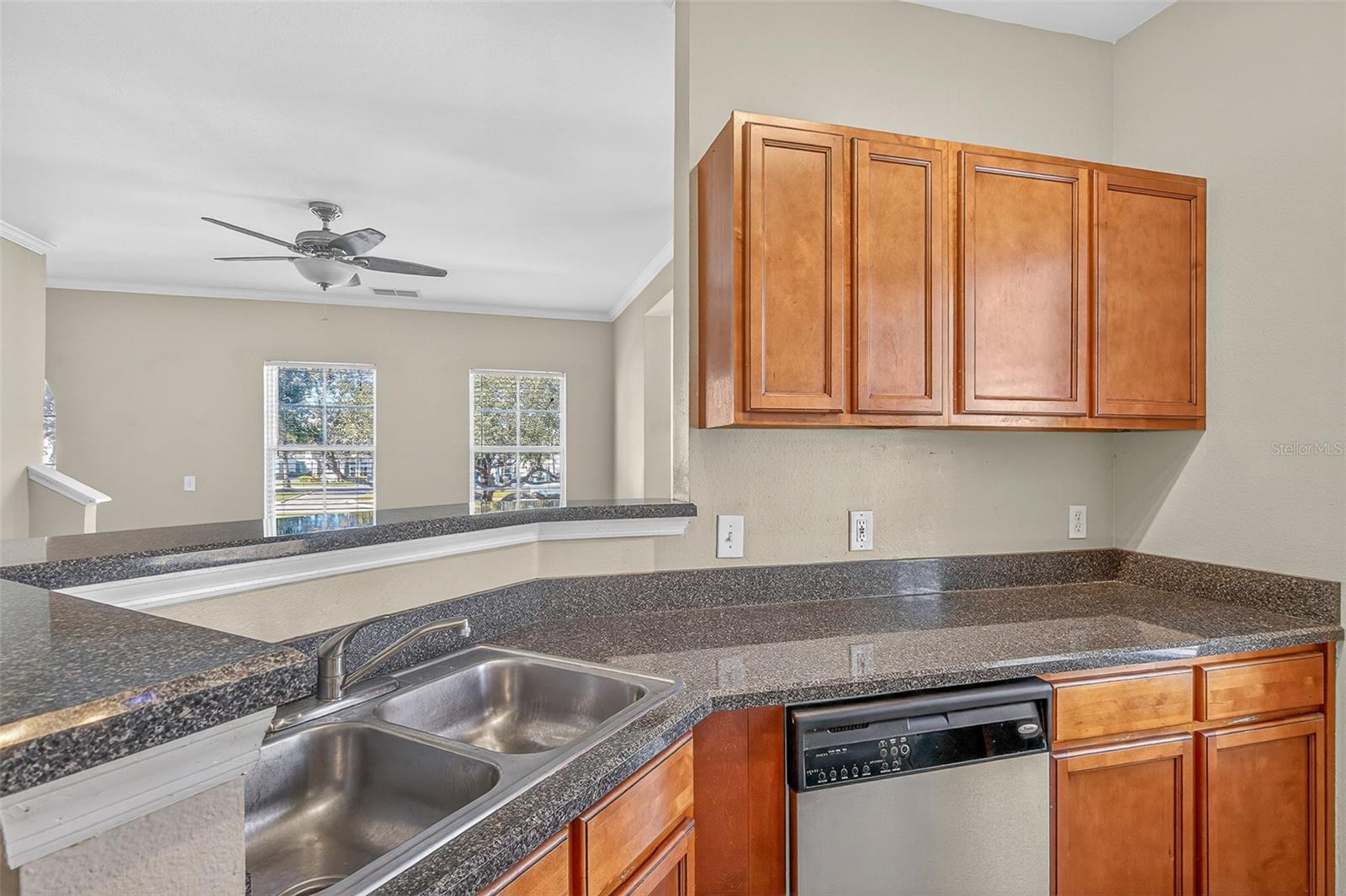 Image 20 of 57 For 760 Siena Palm Drive 204