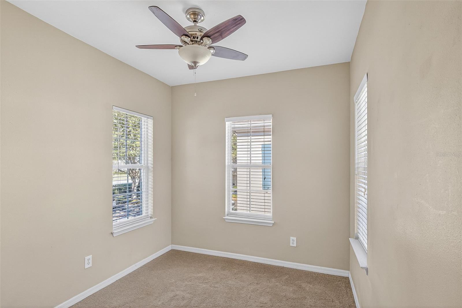 Image 25 of 57 For 760 Siena Palm Drive 204