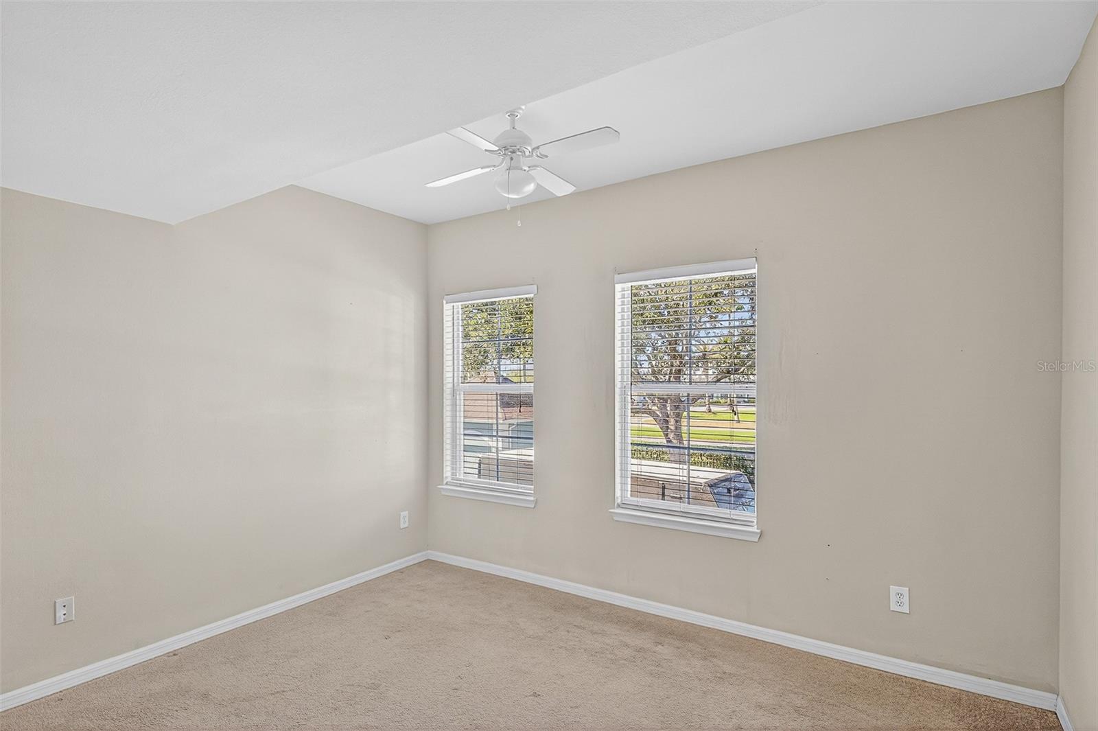 Image 33 of 57 For 760 Siena Palm Drive 204