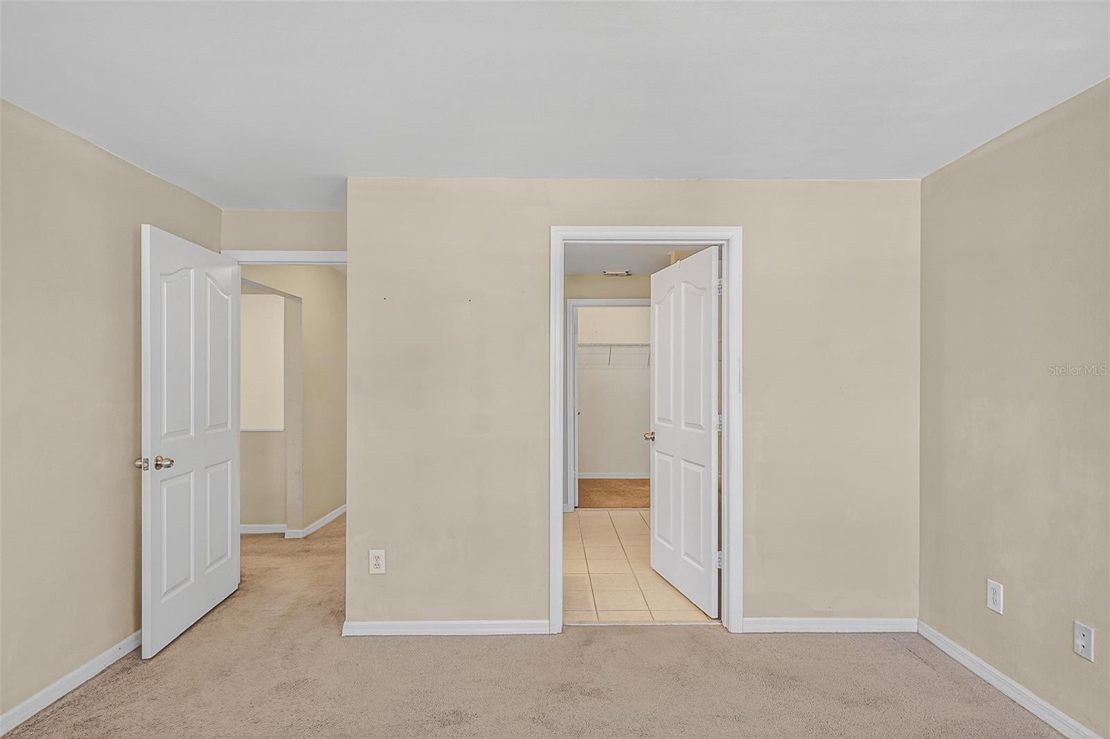 Image 35 of 57 For 760 Siena Palm Drive 204