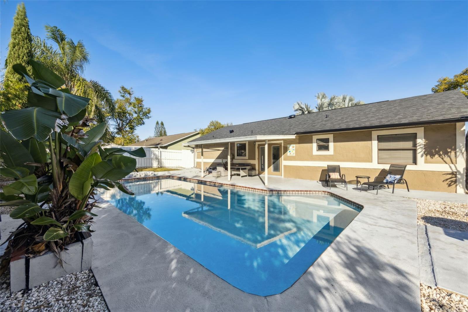 Image 21 of 31 For 7608 Govern Boulevard