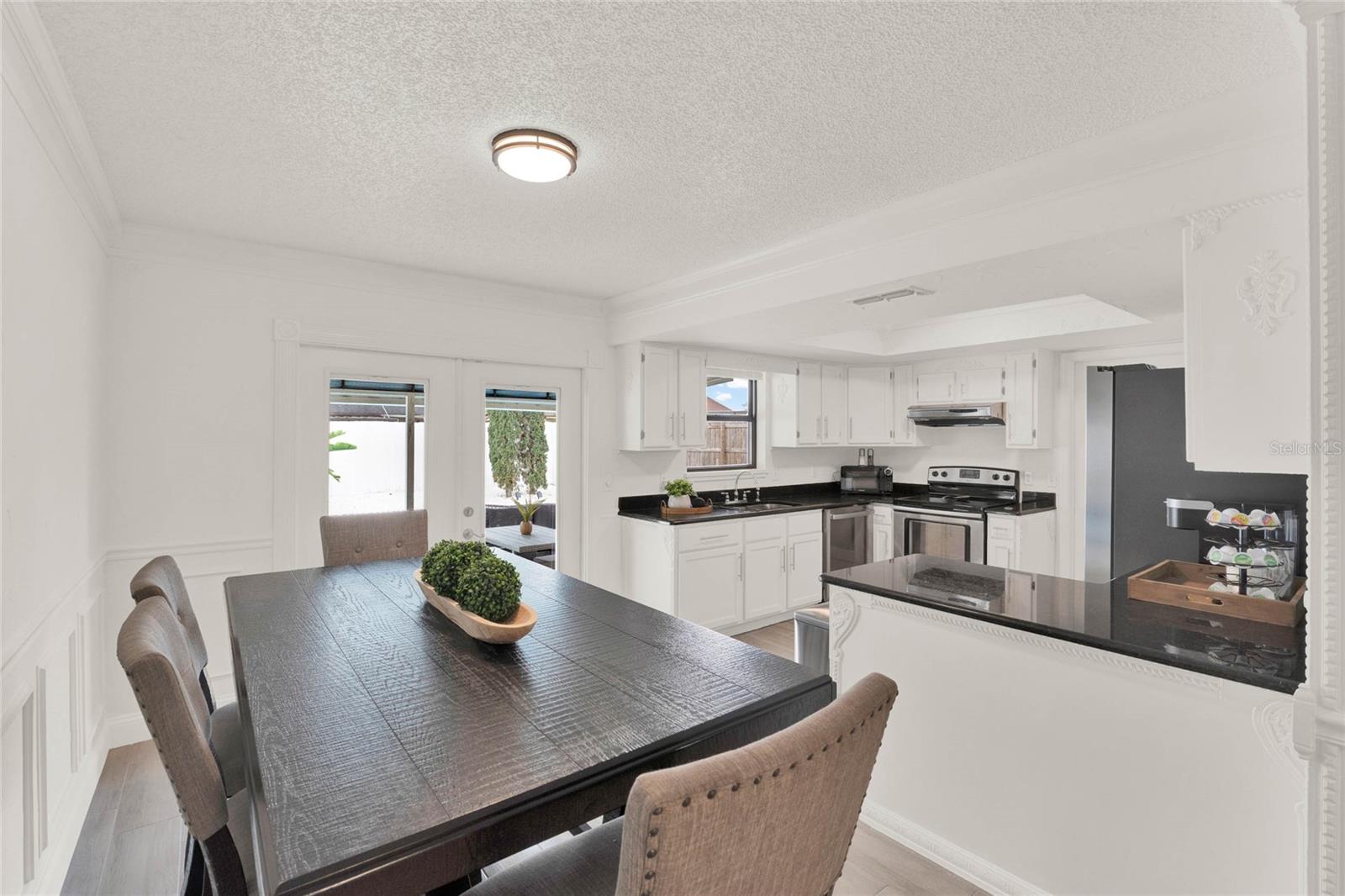 Image 7 of 31 For 7608 Govern Boulevard