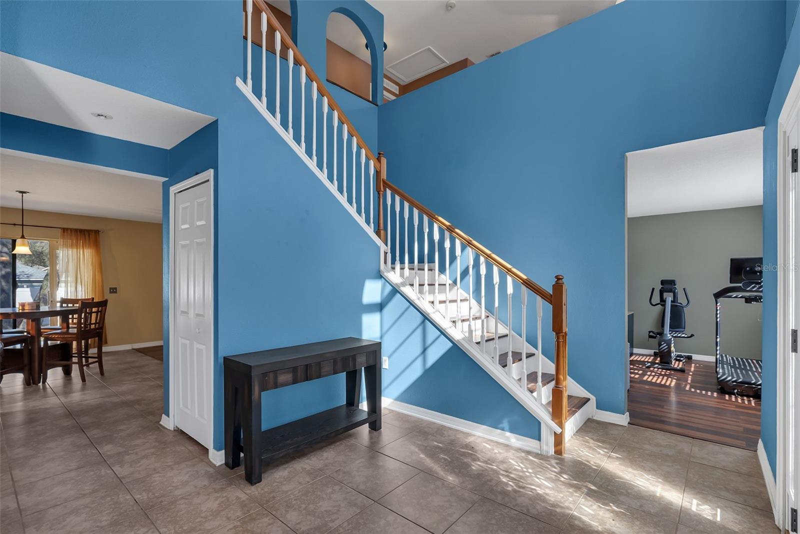 Image 6 of 31 For 1600 Daybreak Drive