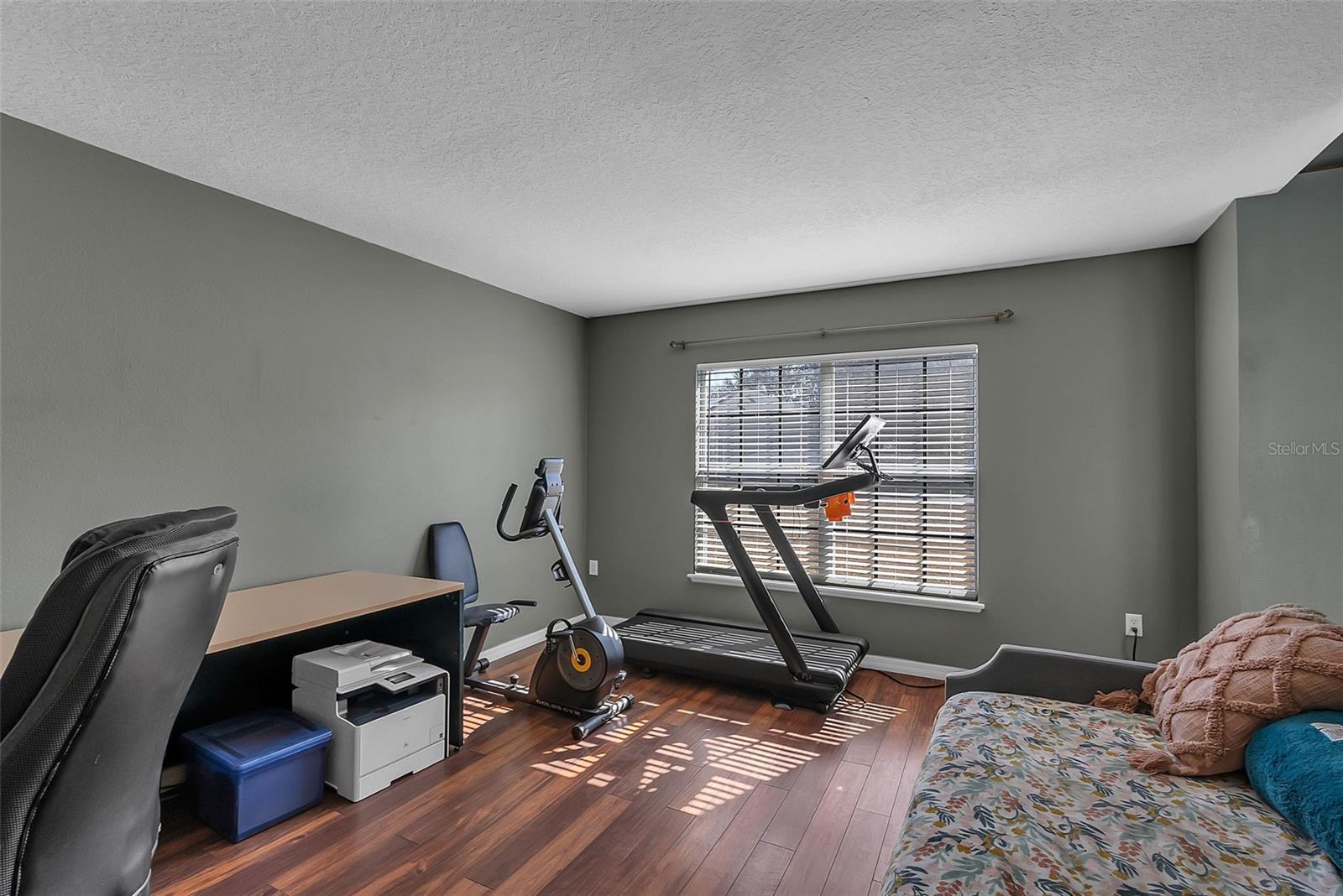 Image 8 of 31 For 1600 Daybreak Drive