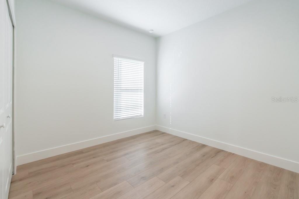 Image 11 of 32 For 40 12th Street