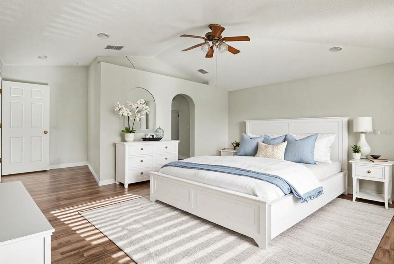 Image 22 of 43 For 194 Abalone Road Nw