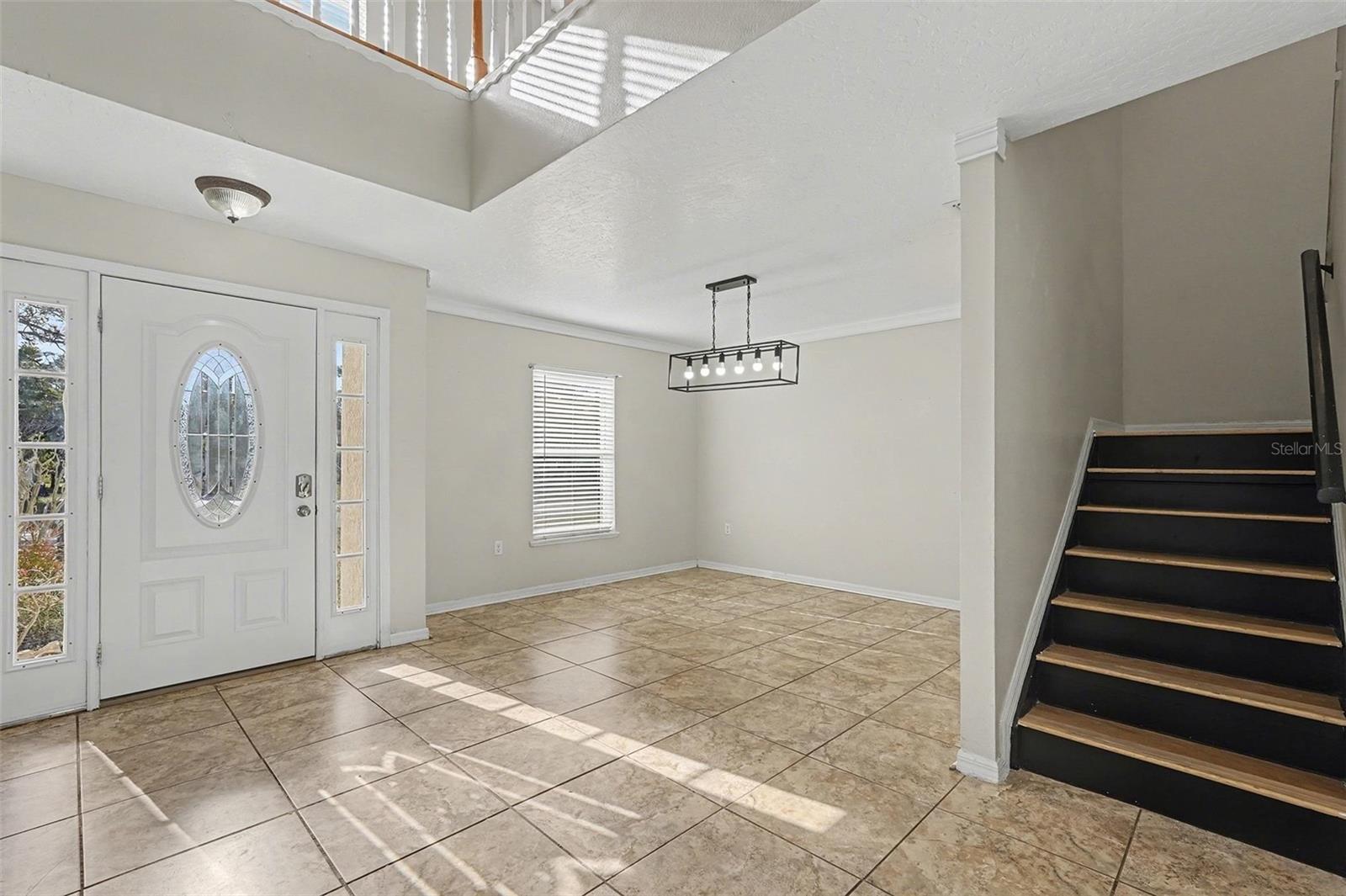 Image 4 of 43 For 194 Abalone Road Nw