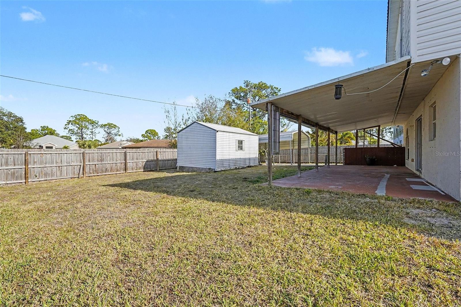 Image 42 of 43 For 194 Abalone Road Nw