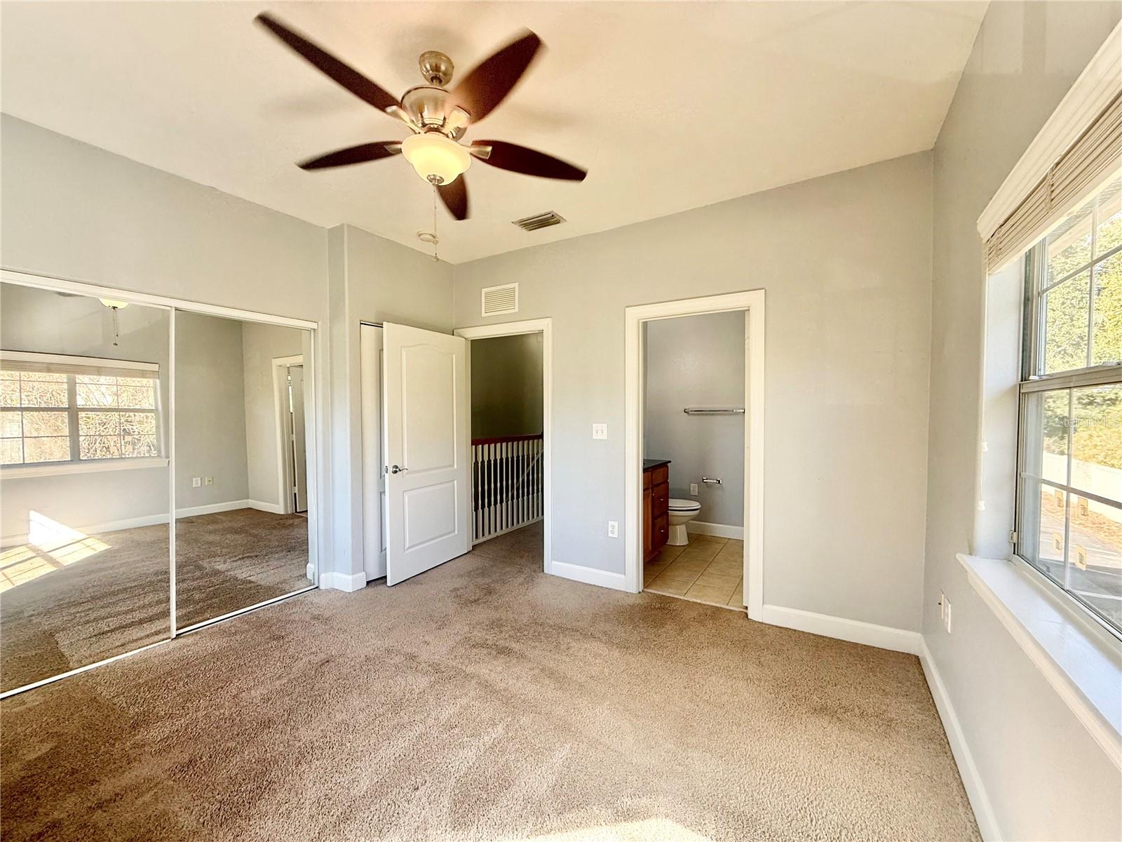 Image 19 of 31 For 307 New Hampshire Street 6