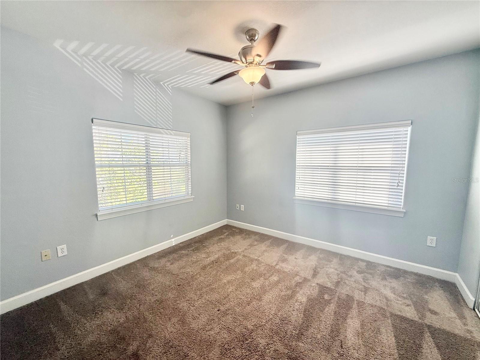 Image 21 of 31 For 307 New Hampshire Street 6