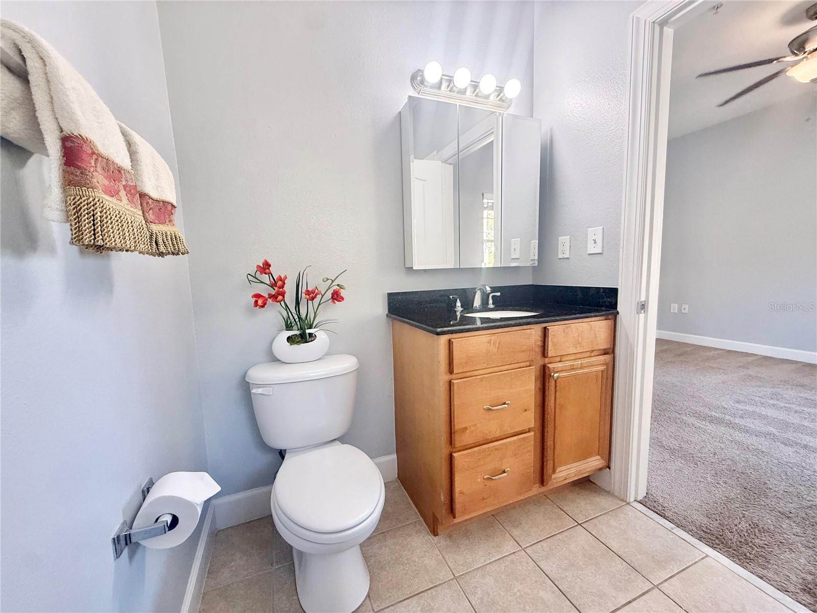 Image 24 of 31 For 307 New Hampshire Street 6