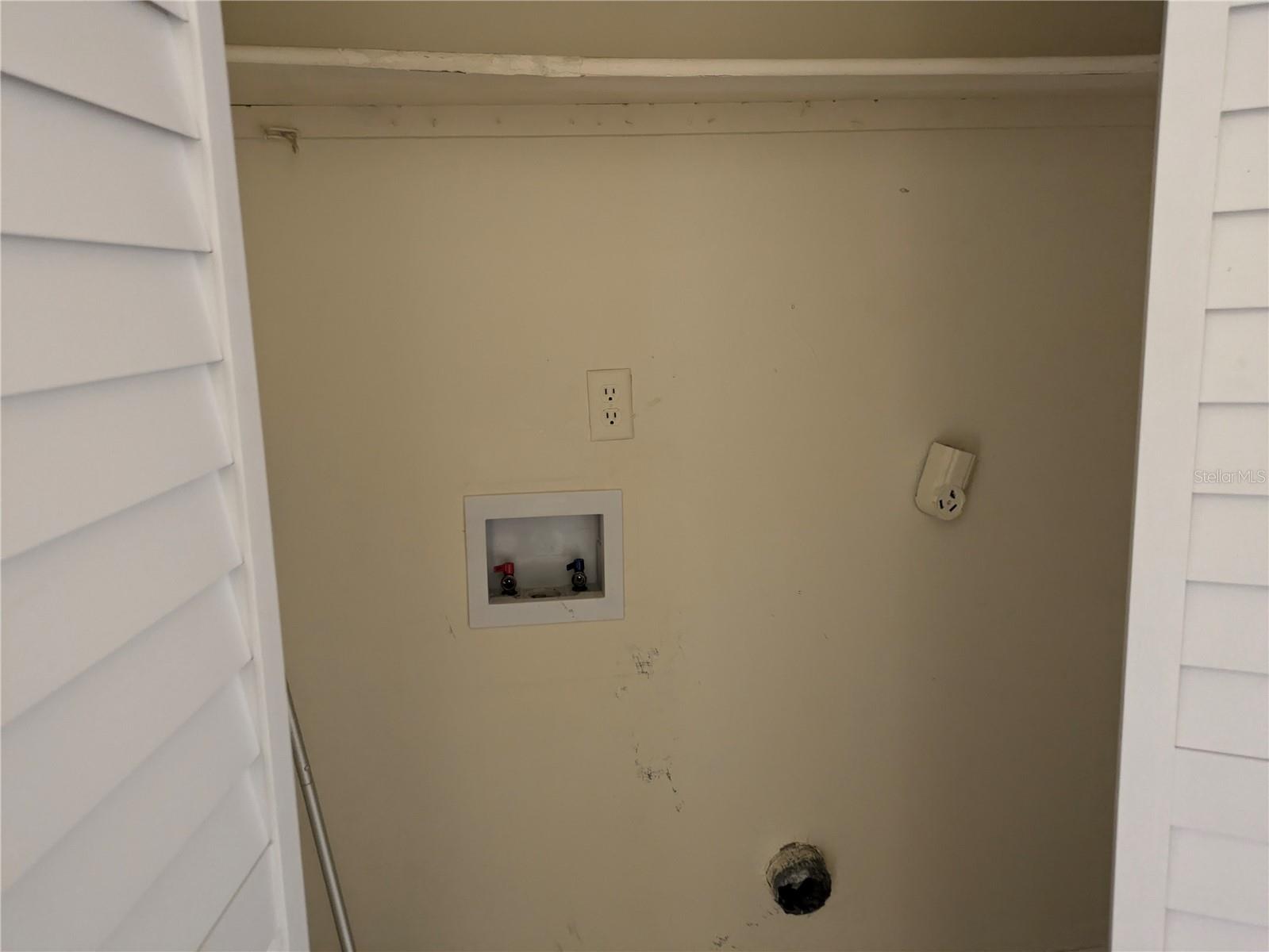 Image 10 of 19 For 4269 Semoran Boulevard 3