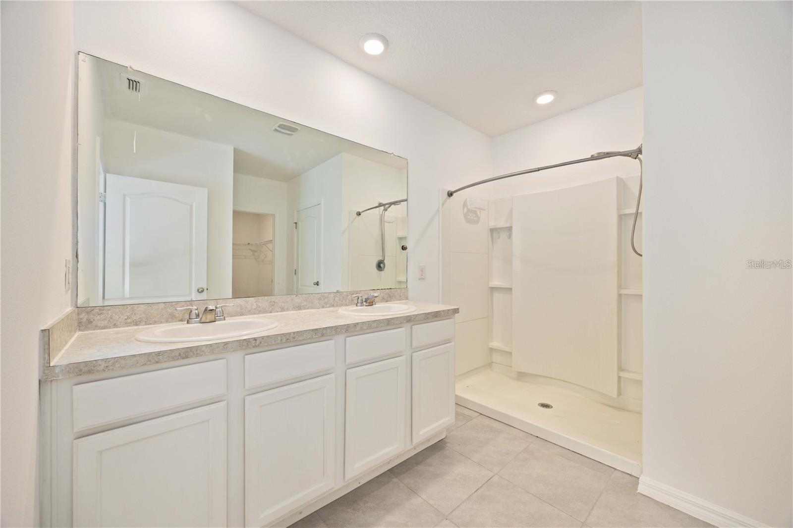 Image 13 of 17 For 5473 Oro Valley Road