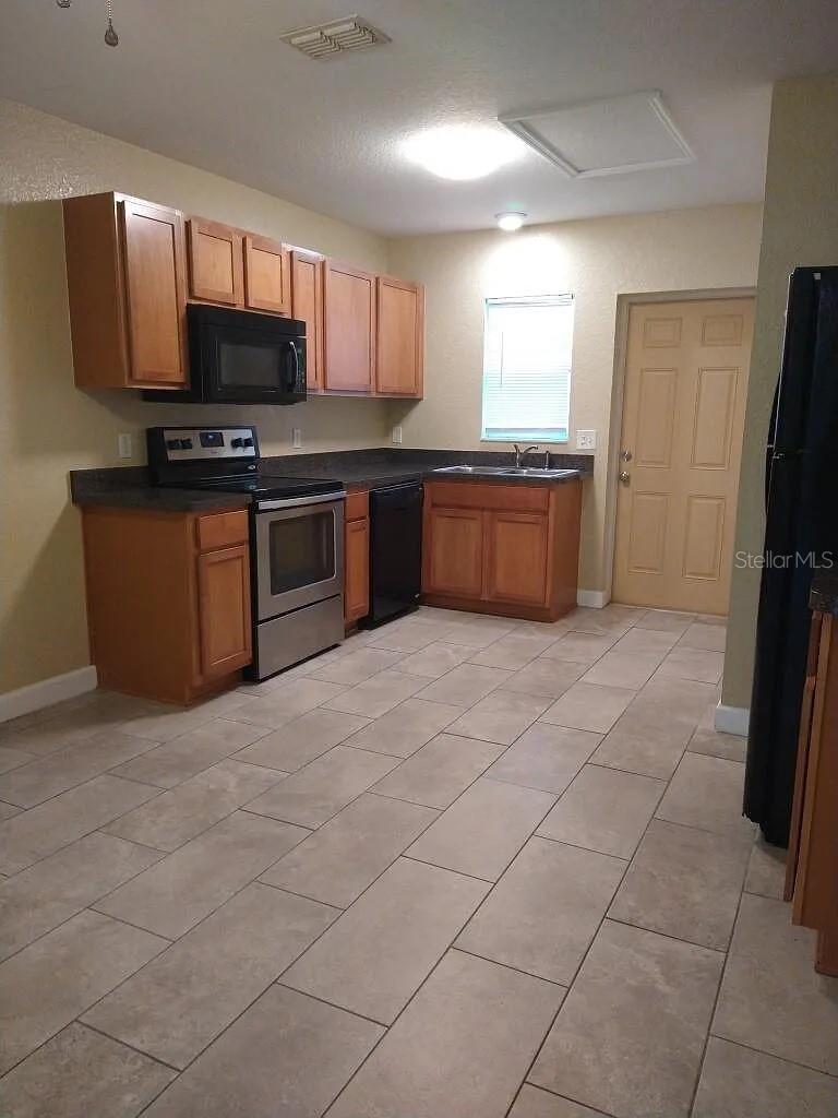 Image 4 of 12 For 9265 Mendoza Way