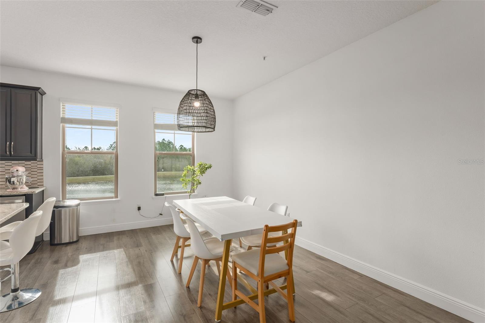 Image 11 of 42 For 10814 Sunset Ridge Lane