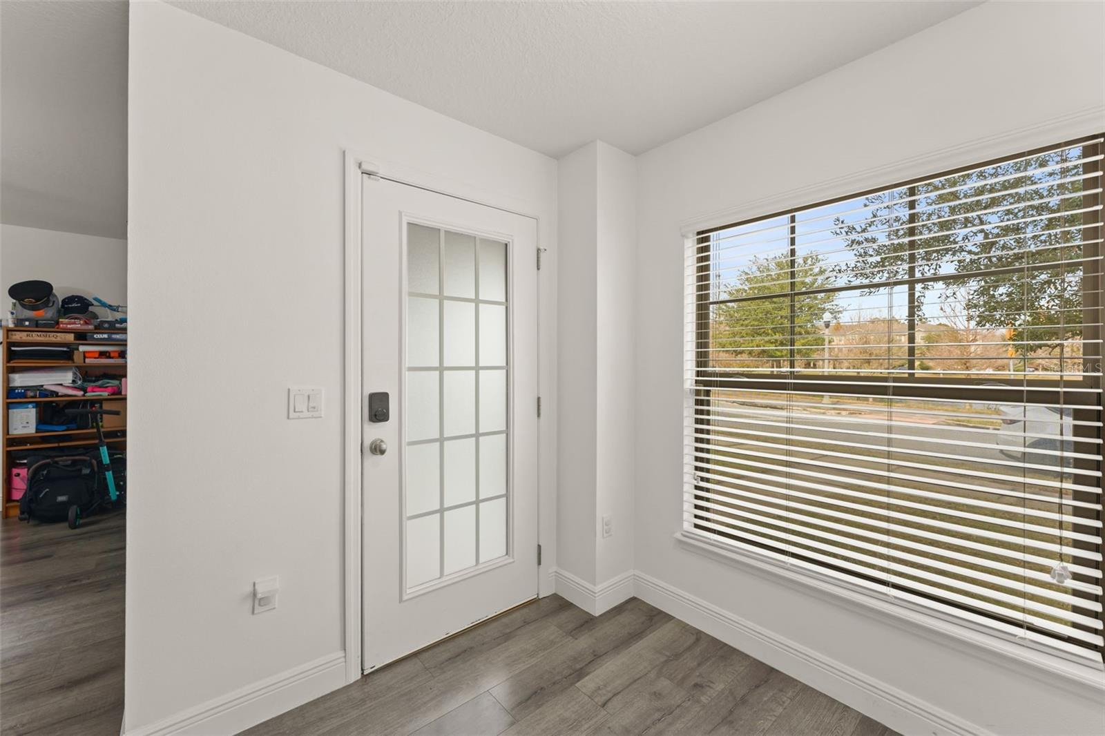 Image 5 of 42 For 10814 Sunset Ridge Lane