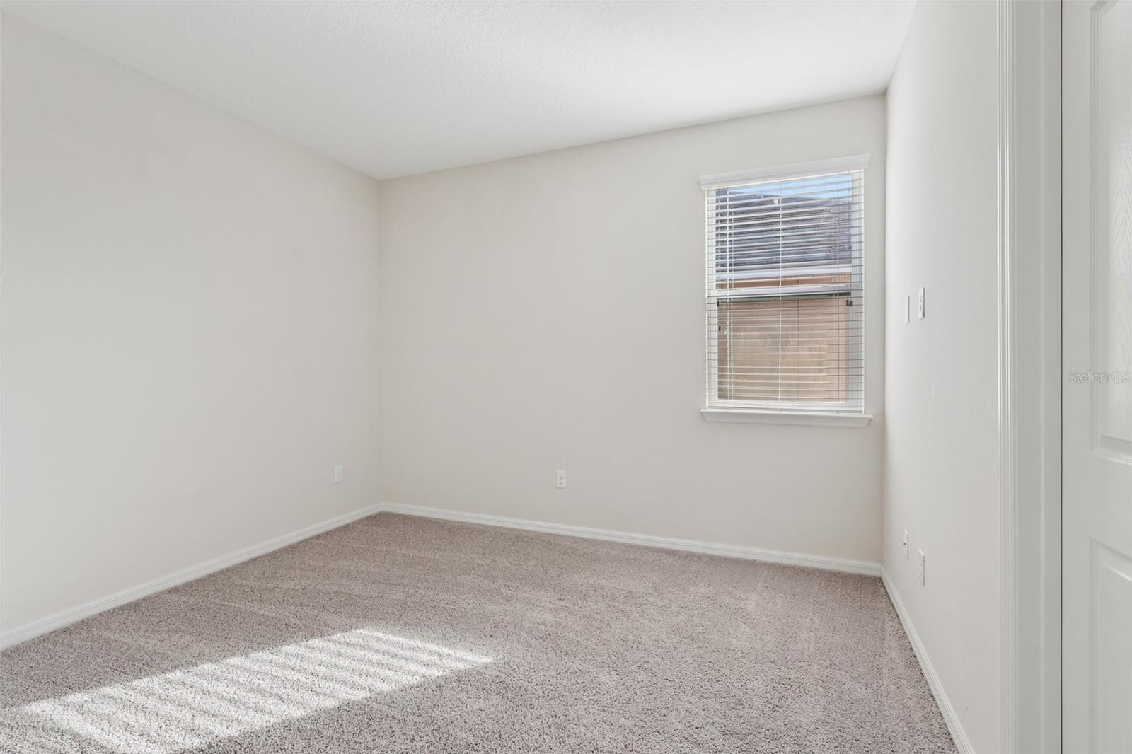 Image 28 of 63 For 1533 Nassau Point Trail