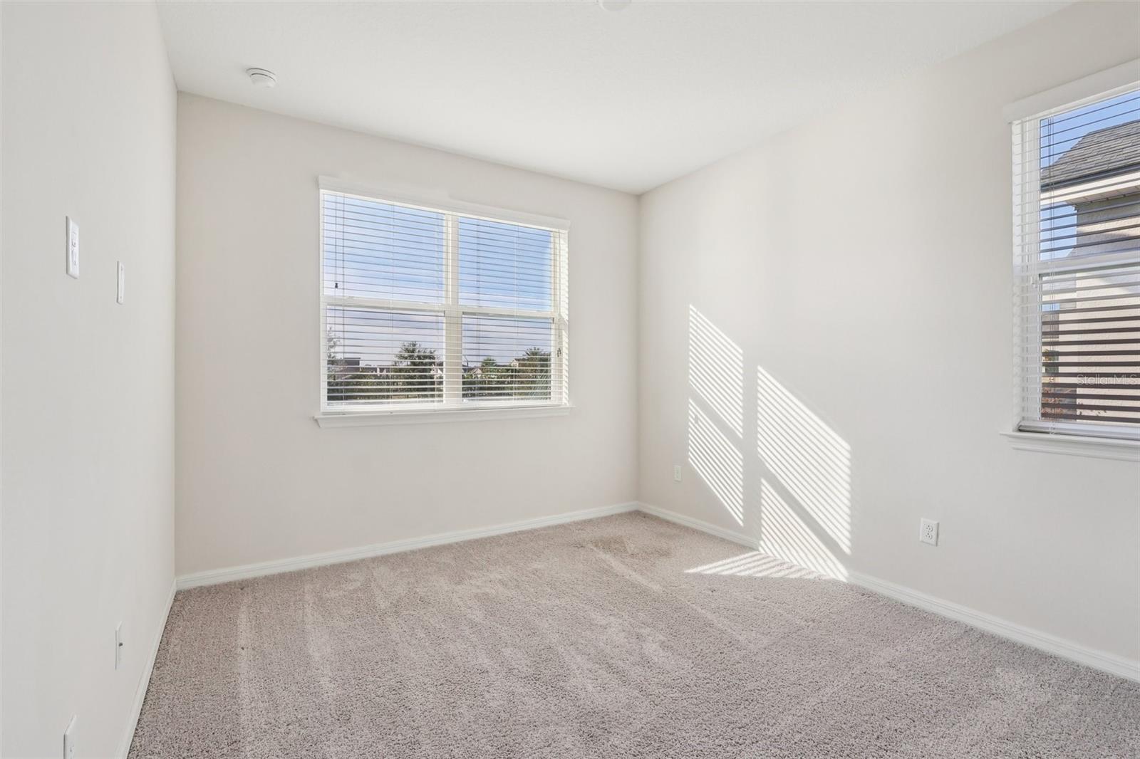 Image 32 of 63 For 1533 Nassau Point Trail