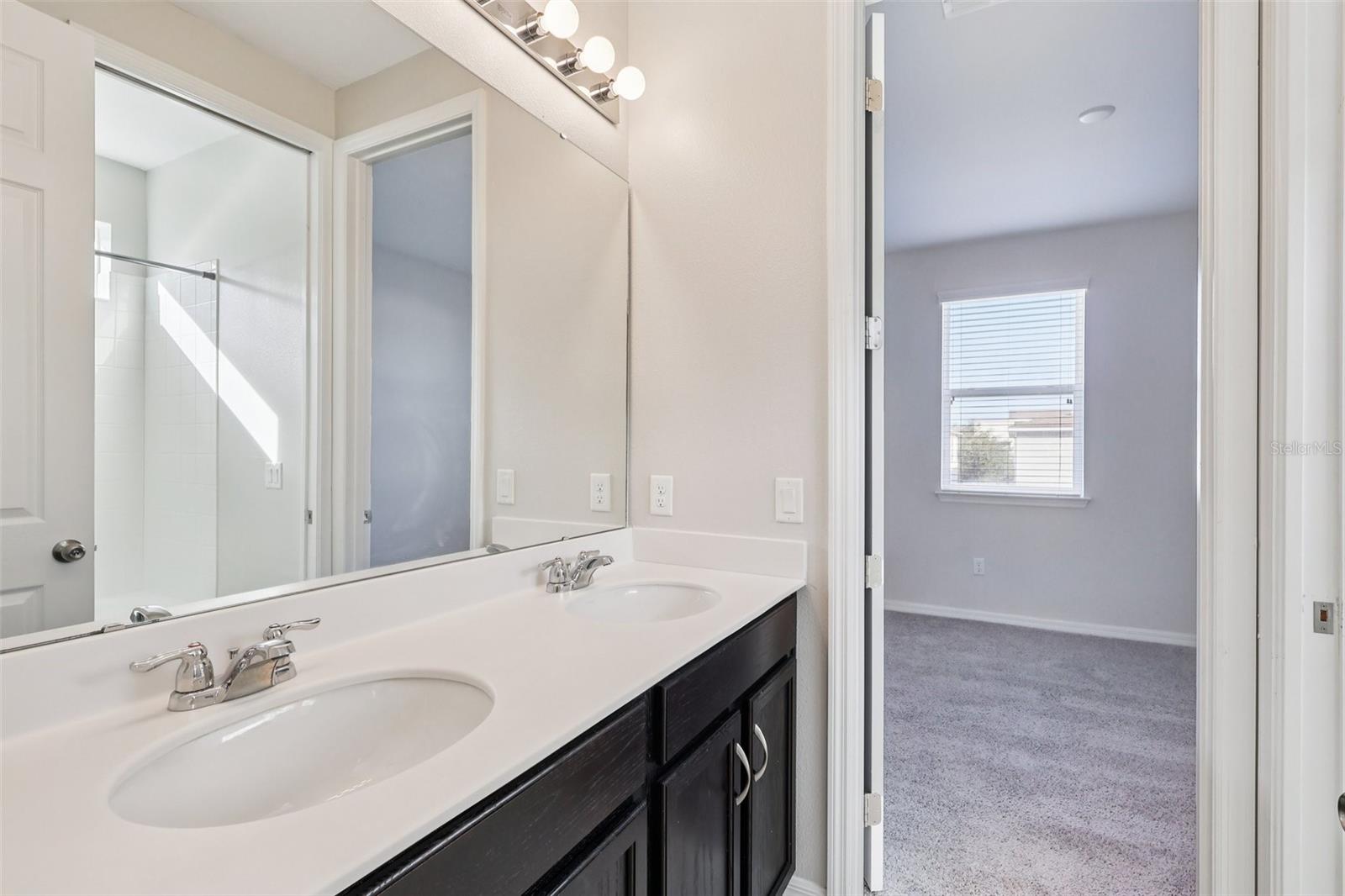 Image 38 of 63 For 1533 Nassau Point Trail