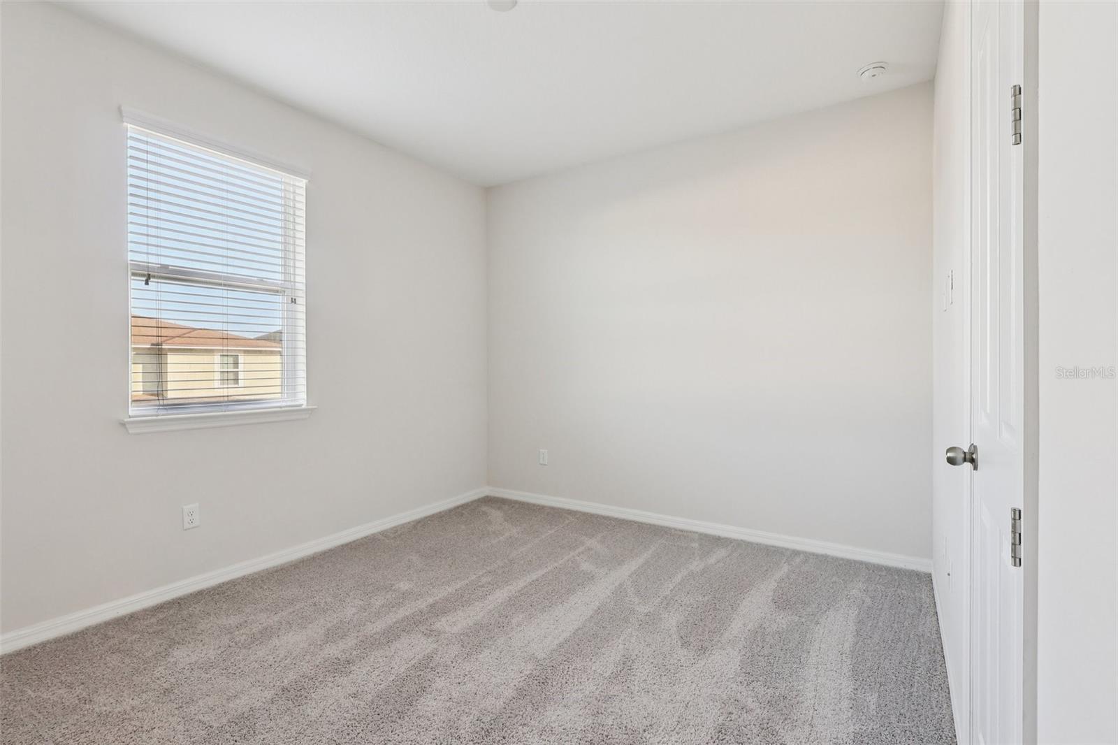 Image 39 of 63 For 1533 Nassau Point Trail