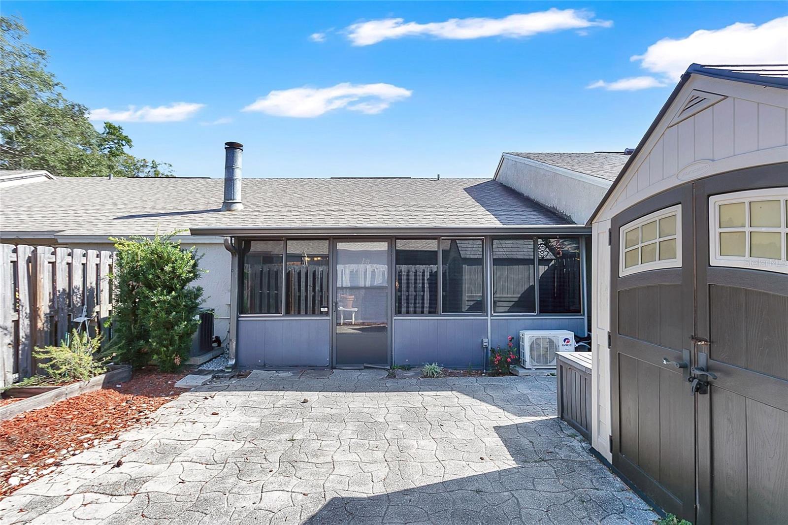 Image 19 of 30 For 7744 Country Place C4