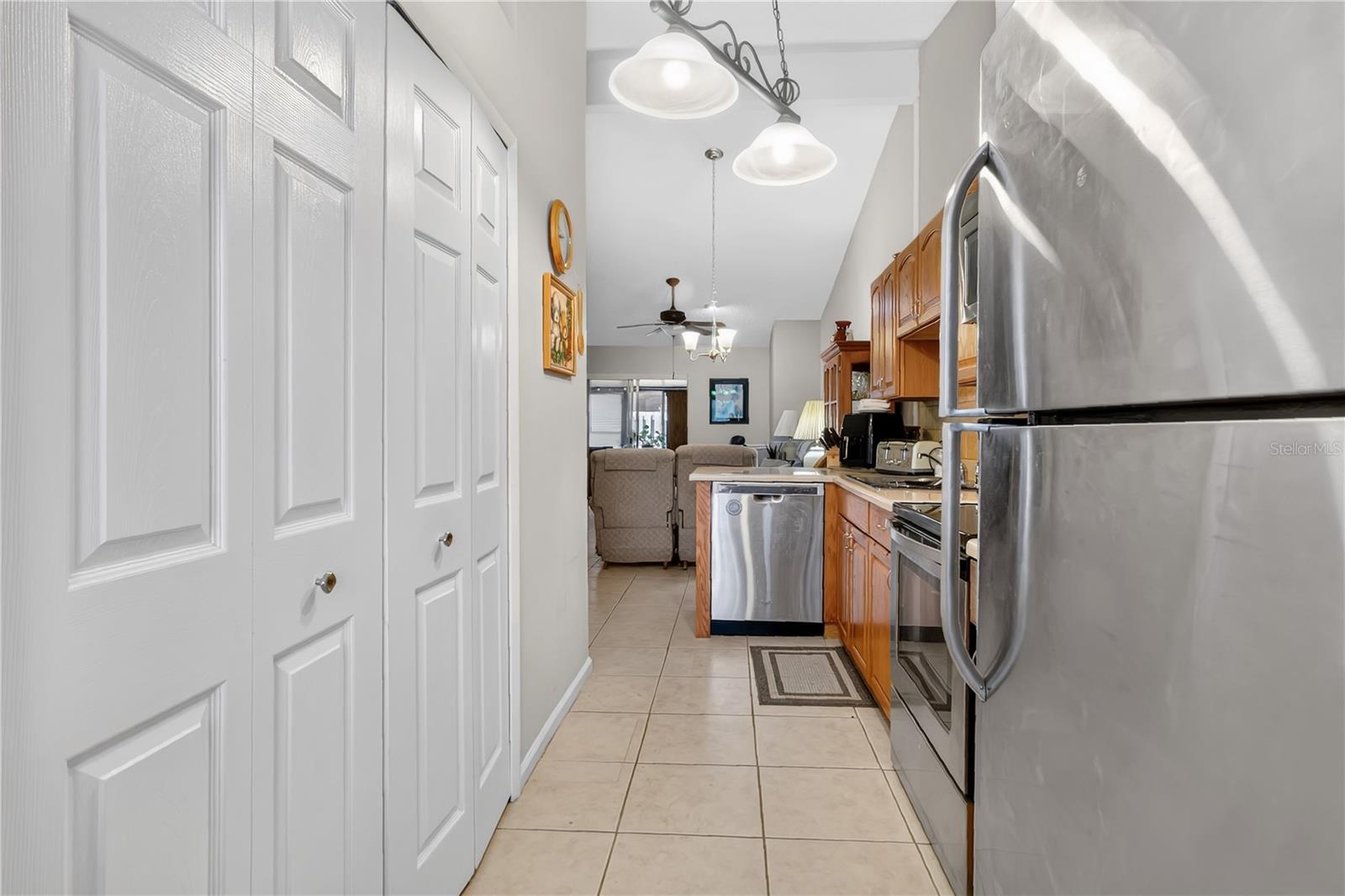 Image 6 of 30 For 7744 Country Place C4