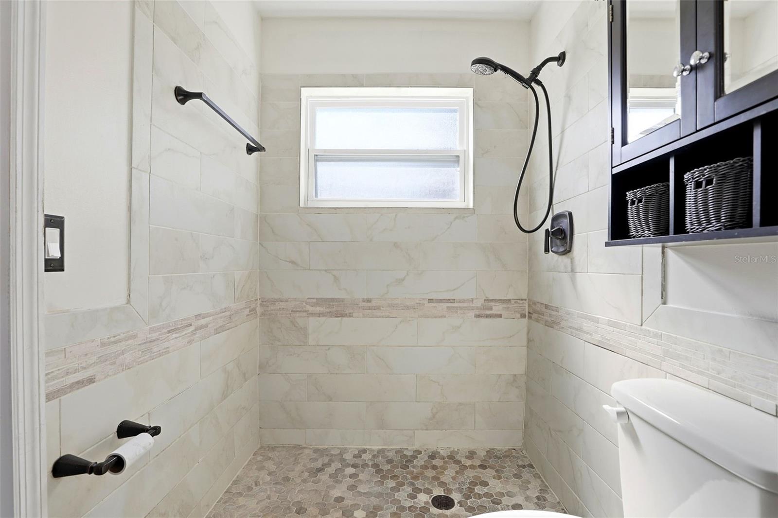 Image 22 of 36 For 8840 Ava Lake Drive