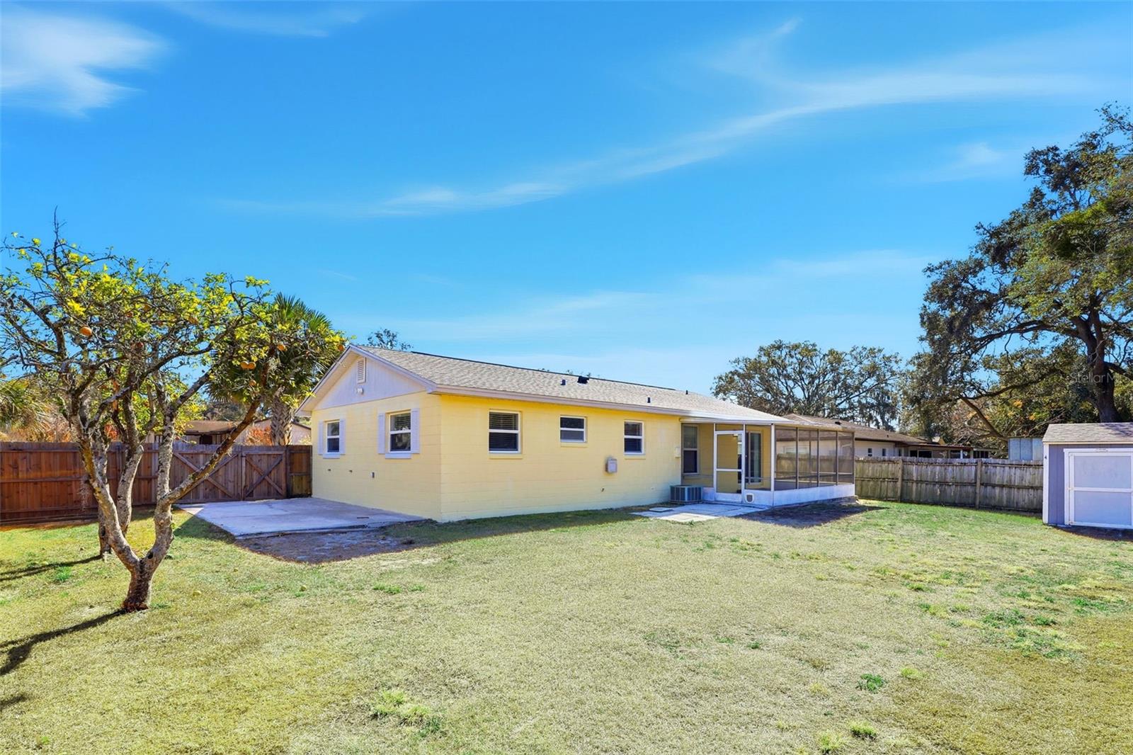 Image 31 of 36 For 8840 Ava Lake Drive