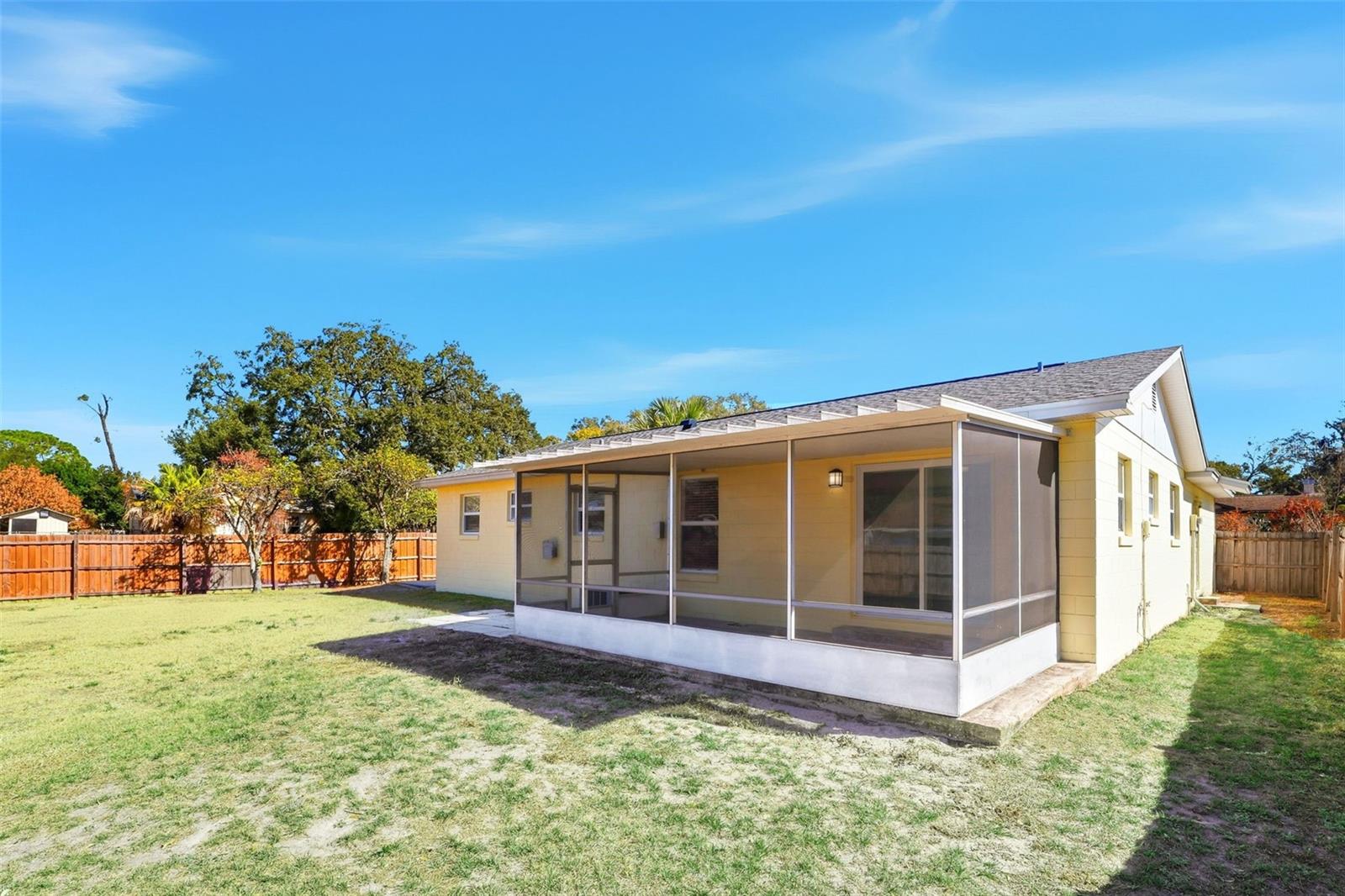 Image 33 of 36 For 8840 Ava Lake Drive