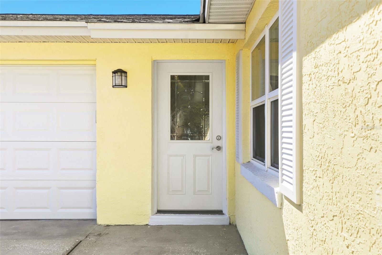 Image 4 of 36 For 8840 Ava Lake Drive