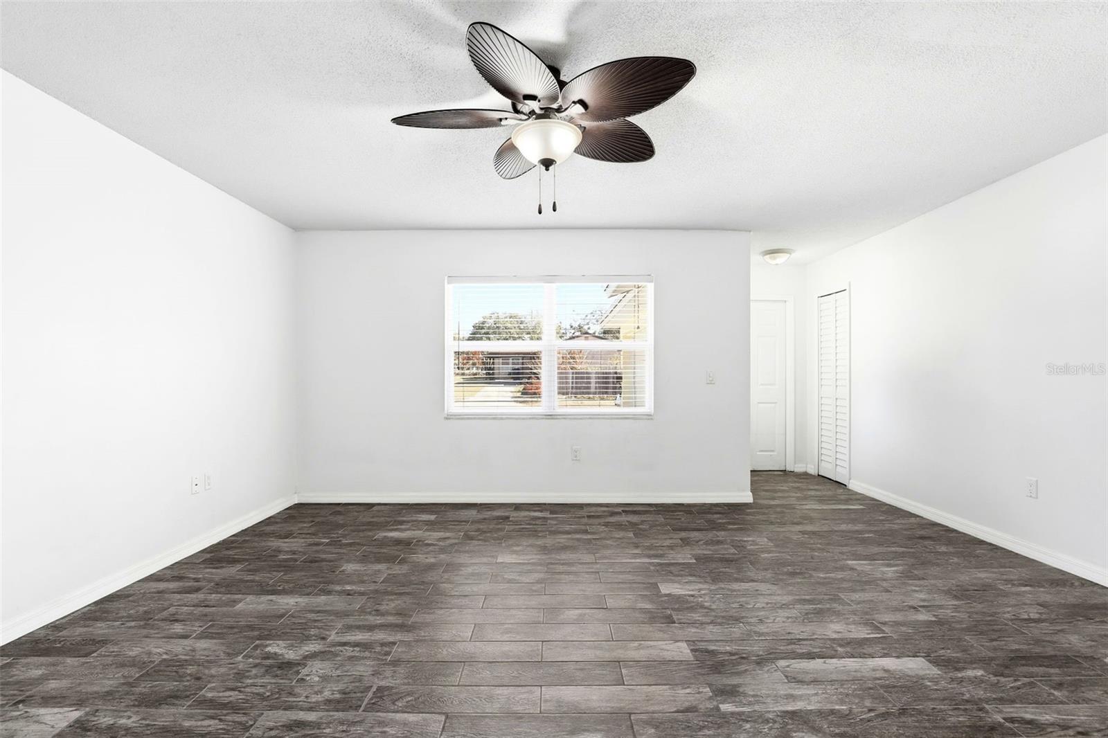 Image 7 of 36 For 8840 Ava Lake Drive