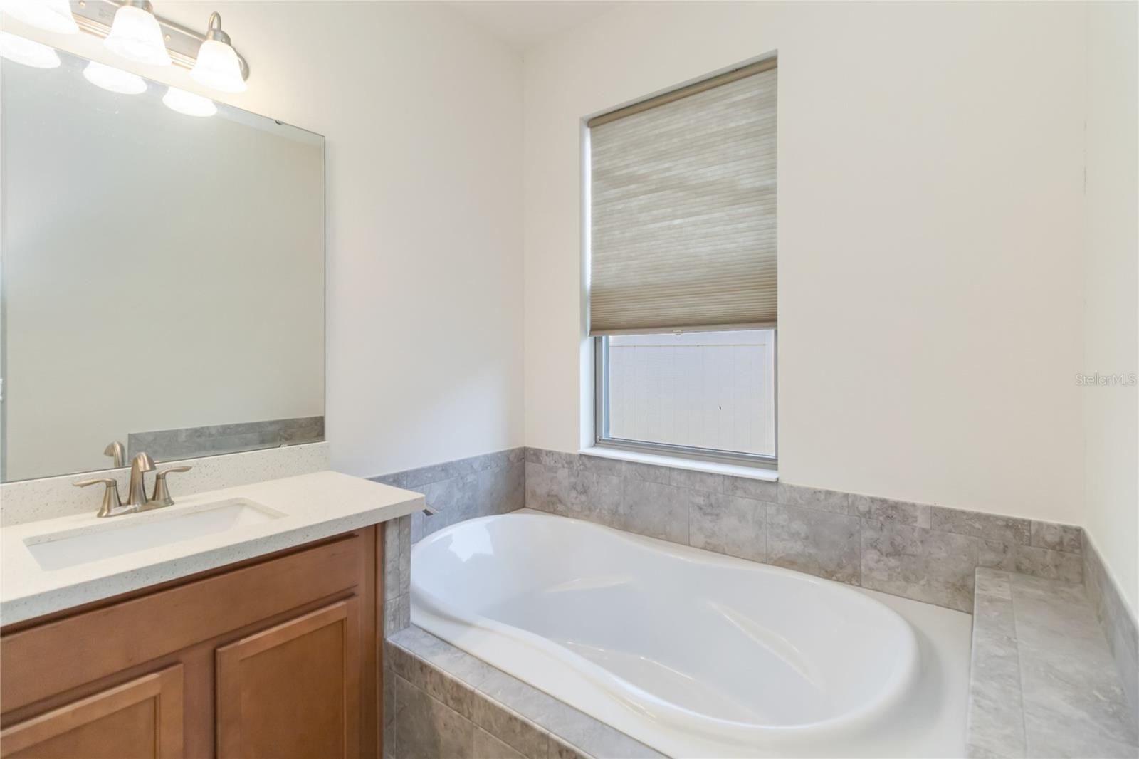 Image 15 of 47 For 2354 Pearl Cider Street